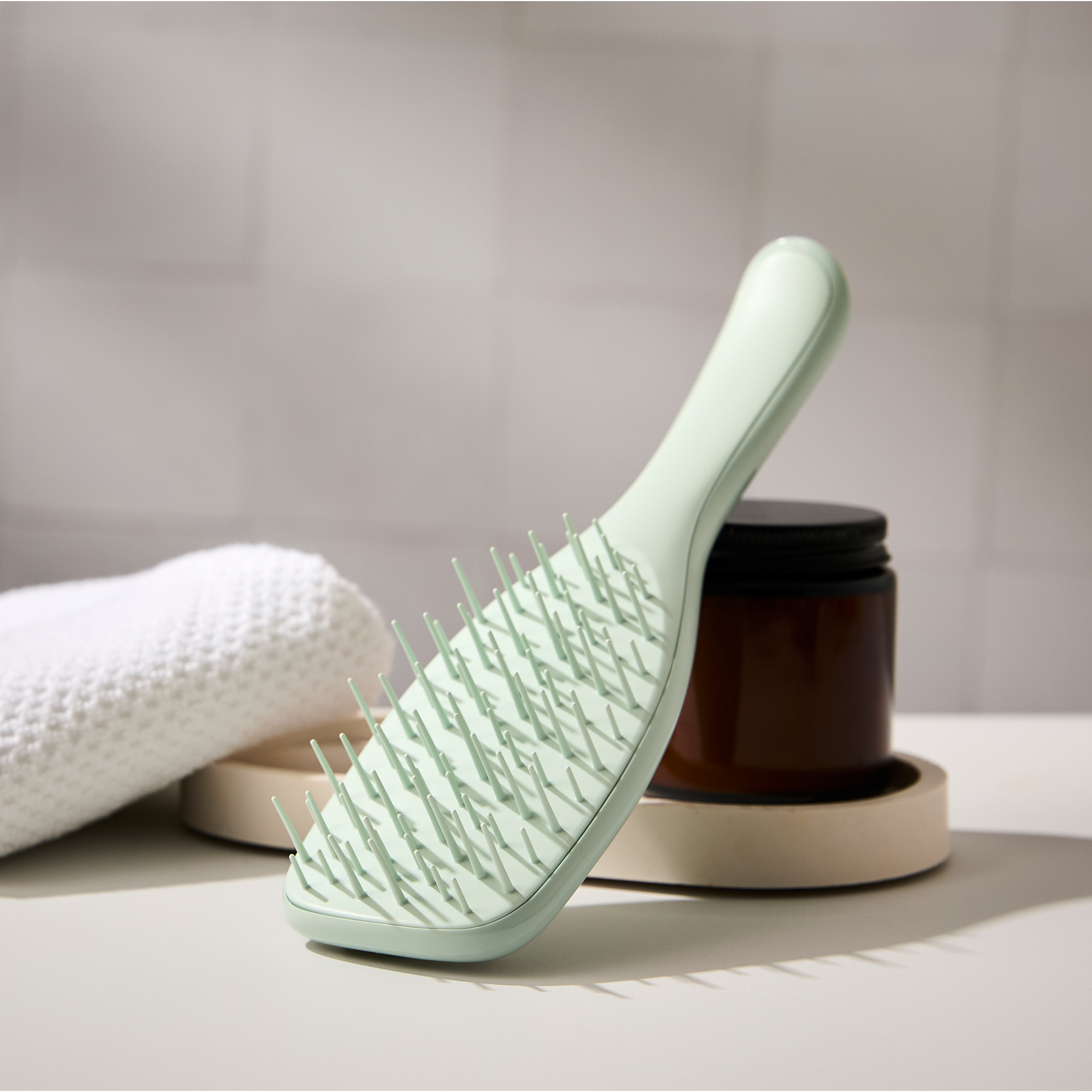 The Ultimate Detangler Extra Gentle